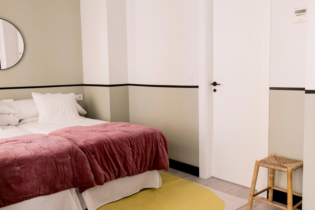 Pasaje Zamora Apartamentos Seville Exterior photo